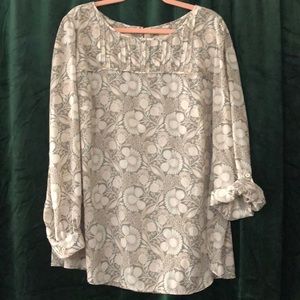 Grey/pink loft plus blouse